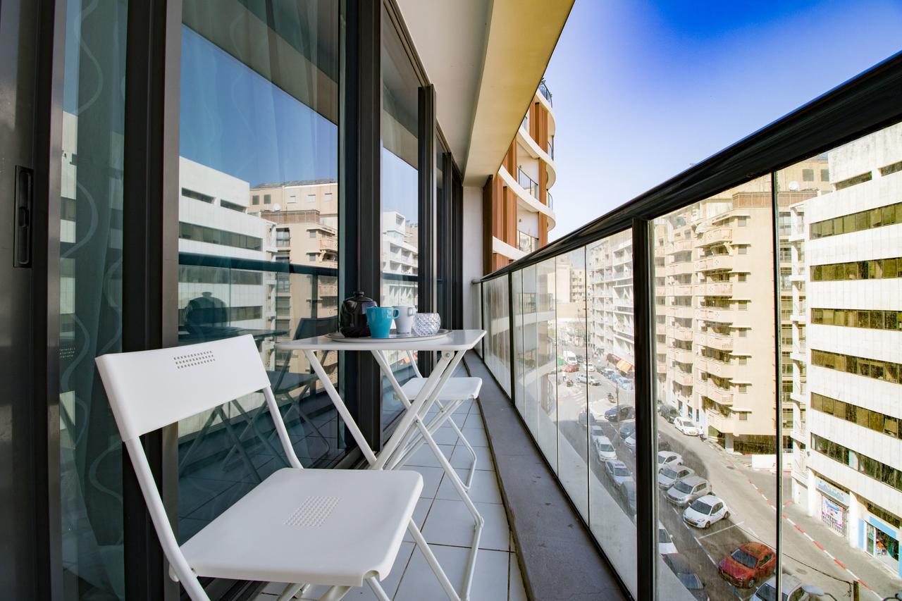 Sweethome26 Luxury Apt Close To The Beach & Free Parking Tel Aviv Esterno foto