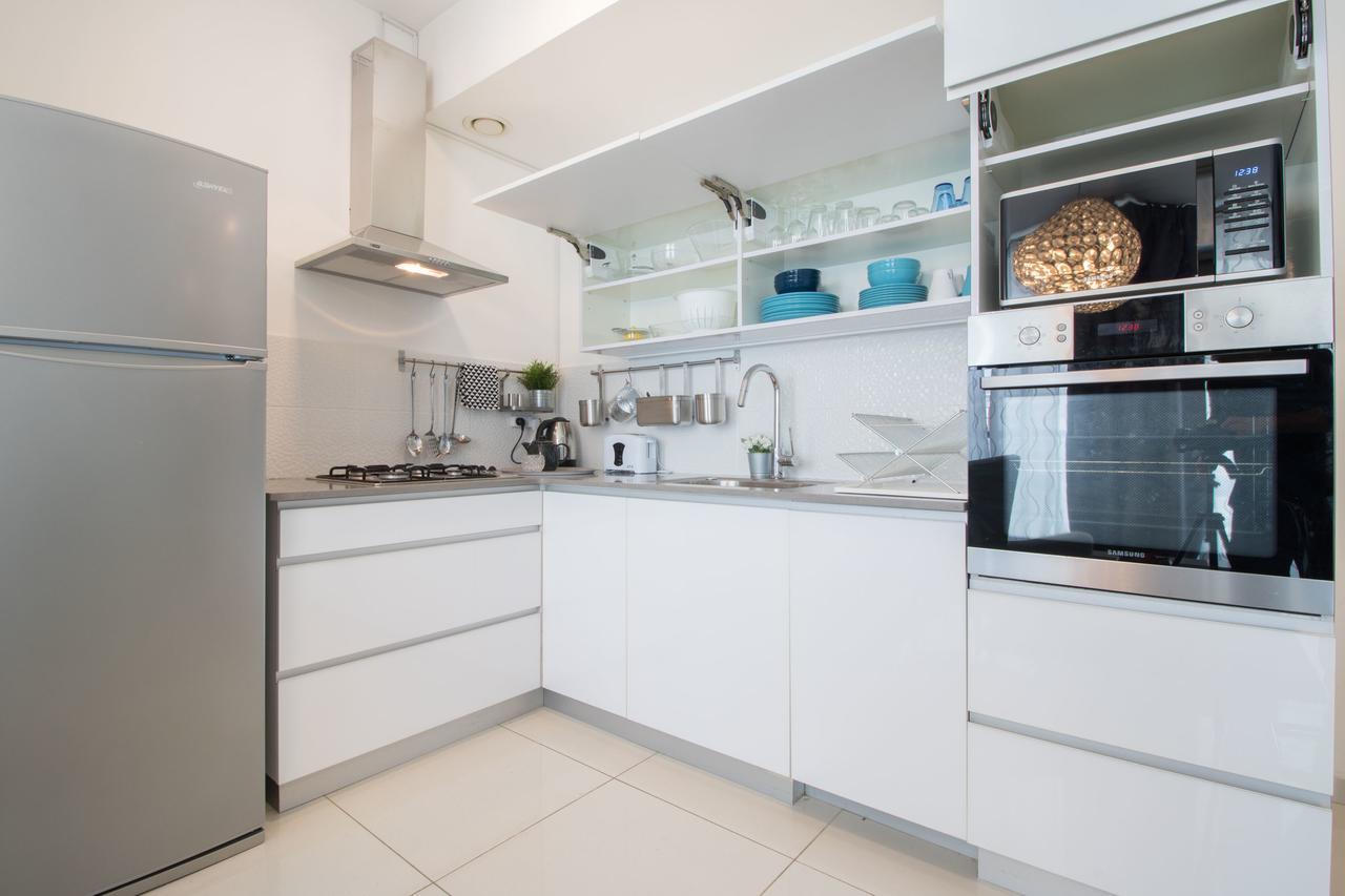 Sweethome26 Luxury Apt Close To The Beach & Free Parking Tel Aviv Esterno foto